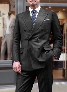 Dress like your favorite celebrity to add a glossy touch to your persona. Here's an instance: a replica of a charcoal suit worn by Colin Firth during his 2014 action spy comedy film "Kingsman: The Secret Service" while playing the role of Harry Hart, aka "Galahad," a sophisticated secret agent. Dictate luxurious fashion by donning our Kingsman Double Breasted Charcoal Stripe Suit that steers towards the sartorial stalwart.    In conclusion, it is crafted from Super 120's pure wool fabric that ra Kingsman Suits, Film Kingsman, Harry Hart, Suits Harvey, Kingsman The Secret Service, Tailor Made Suits, Stripe Suit, Military Parka, Charcoal Suit