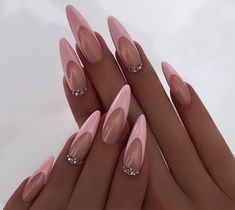 Nail Art Cute, Baby Pink Nails, Pink Acrylic Nails, Oval Nails, Long Acrylic Nails, Gorgeous Nails, Trendy Nails, Almond Nails, French Nails