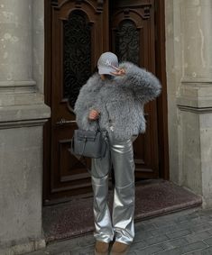 Faux Fur Outfit, Fur Clothing, Jewellery Designer, Fall Fits, Winter Looks, Designer Fashion, My Jewellery, Winter Outfits