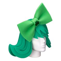 This St. Patrick's Wig will definitely make you stand out at your next Party, Hora Loca, Wedding, Corporate Event, Birthday, Quinceanera, or Halloween Party! It can be used as a wedding hats, top hats, photo booth props, or a party favor.