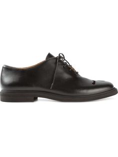 Shop Mm6 Maison Margiela cut out detail derby shoes in Twist'n'Scout from the world's best independent boutiques at farfetch.com. Over 1500 brands from 300 boutiques in one website. Oxford Brogues, Mm6 Maison Margiela, Derby Shoes, World's Best, Stella Mccartney, Mars, Derby