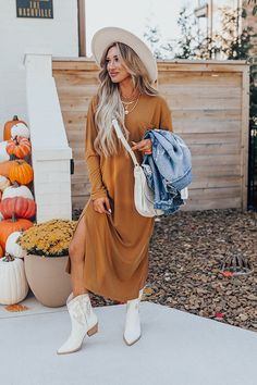 Fall Beige Dresses With Pockets, Beige Dress With Pockets For Fall, Solid Dresses With Pockets For Fall, Casual Spring Maxi Dress With Side Slits, Trendy Fall Dresses With Pockets, Beige Midi Dress With Pockets For Fall, Chic Fall Midi Dress With Pockets, Fall Solid Color Maxi Dress For Day Out, Casual Brown Fall Dress