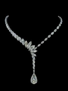 Fine Jewelry Women, Diamond Necklace V Neck, 4 Ct Diamond Necklace, Bridal Jewelry Necklaces, Exquisite Luxury Diamond Necklace For Festive Occasions, Dramatic Necklace Wedding, Luxury Fantasy Wedding Jewelry, Cute Jewelry Necklaces Diamond, Luxury Chain Necklace