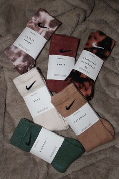 Aesthetic Nike Socks, Nike Socks Aesthetic, Best Nike Running Shoes, Aesthetic Socks, Socks Aesthetic, Pretty Socks, Socks Nike, Trendy Socks