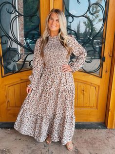 #modestymatters Casual Wedding Dress Guest Fall, Long Sleeve Maxi Dress Fall, Dresses With Sweaters Over It, Modest Outfits For Women, Maxi Dress With Sneakers, Church Attire For Women, Fall Dresses With Boots, Modest Dresses For Church, Modest Fashion Plus Size