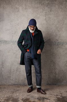 Denim Sweater Outfit, Plaid Overcoat, Tweed Pants, Orange Sweater, Fashion Night, Raw Denim, Gentleman Style, Sweaters And Jeans, Old Man