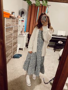 Pentecostal Outfits Fall, Colorful Church Outfit, Bible College Outfits, Church Outfit Cold Weather, Christian Winter Outfits, Cute Pentecostal Outfits, Christian Girl Outfits Aesthetic, Christian Woman Outfits, Girly Outfits For Winter