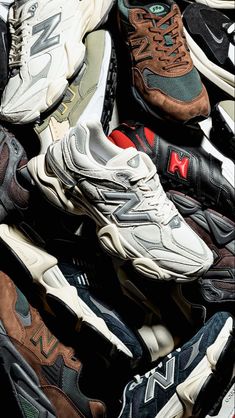 New Balance Wallpaper Iphone, New Balance Wallpaper, Formal Dresses For Men, Abstract Art Images, Dress Better, Shoes Hack, Yeezy Sneakers, Gq Style