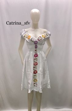 Mexican blanket dress with hand-embroidered flowers with silk thread MEXICAN DRESS, short Mexican dress, handmade dress, embroidered dress, typical dress, regional dress, the perfect dress for a Mexican party or any other wedding event, birthday, bachelorette party The one-size-fits-all dress brings elastic at the waist which expands and fits sizes either SM-M-L -XL Traditional Spring Dress With Embroidered Neckline, Traditional Embroidered Dress With Embroidered Hem, Traditional Spring Festival Dresses, Traditional Fitted Mini Dress For Summer, Floral Embroidered Off-shoulder Dress, Traditional Embroidered Dress With Neckline For Spring, Off-shoulder Embroidered Spring Dress, Traditional Summer Peasant Dress With Floral Embroidery, Traditional Peasant Dress With Floral Embroidery For Summer