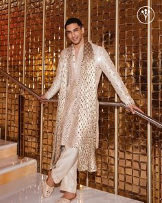 Tap the link to discover our curated collection of celebrity-inspired groom attire! Dress Ideas For Men, Reception Dress Ideas, Reception Dress For Men, Vedang Raina, Man Celebrity, Indo Western Outfits For Men, Choose Your Outfit