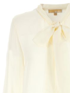 Viscose et chemise en soie avec arc de chatte, fermeture de bouton et manches à revers longues.Michael Michael KorsChemisier à arc de chatteFidèle à la taille Bow Blouse, A Button, Silk Shirt, Cuff Sleeves, Michael Kors, Silk, How To Wear, White