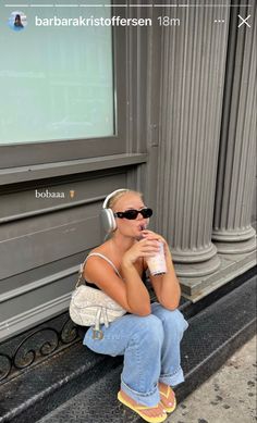 A girl drinking boba with a trendy summer outfit Air Pod Max Outfit, Air Pod Max Aesthetic, Air Pods Max Aesthetic, Headphone Outfit, Headphones For Iphone, Airpod Max, Girl With Headphones, Air Pod, Creation Station