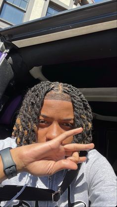 Dreads Short Hair, Mens Twists Hairstyles, Hair Twists Black, Dread Hairstyles For Men, Mens Dreads, Edgars Haircut, Cute Dreads, Hair Unit, Dreadlock Hairstyles For Men