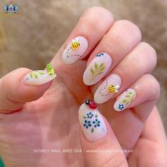 Natural Gelish Nails, K Pop Idol Nails, New Yrs Nails, Jelly Nail Ideas, Honey Nails, Animal Nail Designs, Luv Nails, Nail Art Diy Easy, Queen Nails