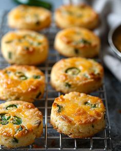 some food is cooling on a wire rack