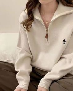 Zipper Sweater Outfit, Oversized Polo Sweater, Zip Up Sweater Outfit, Sweater Half Zip, Chic Embroidery, Jumper Women, Polo Shirt Outfits, Oversized Polo, Pullovers Outfit