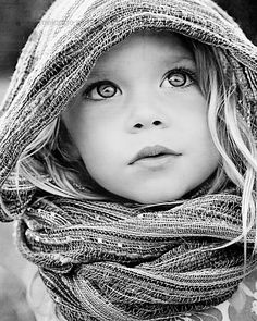 gorgeous child Foto Tips, Take Better Photos, Beanie Babies, 인물 사진, Beautiful Photography, 그림 그리기, White Photography, Beautiful Eyes, Children Photography