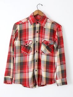 vintage 70s plaid work shirt, men's flannel Retro Red Button-up Flannel Shirt, Red Vintage Cotton Flannel Shirt, Vintage Red Flannel Shirt For Fall, Vintage Plaid Flannel Shirt With Pockets, Vintage Red Flannel Shirt With Button Closure, Red Vintage Flannel Shirt With Button Closure, Retro Plaid Button-up Flannel Shirt, Vintage Red Button-up Flannel Shirt, Vintage Red Flannel Shirt