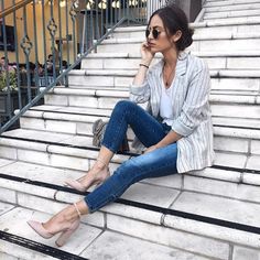 striped blazer Casual Heels Outfit, Oufits Casual, Heels Outfits, Striped Blazer, Womens Fashion For Work, Outfits Casuales, Fashion Classy, Womens Fashion Casual, Minimalist Fashion