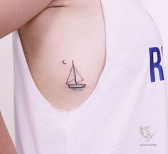 Small Tiny Tattoos, Simple Wave Tattoo, Minimal Tattoo Ideas, Sailboat Tattoo, Boat Tattoo, Hyper Realistic Tattoo, Good Tattoo Quotes, Minimal Tattoo Design, Tiny Tattoo