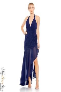 Looking for a show-stopping dress for your next spring event? Check out the Mac Duggal 55847 from the Spring 2022 evening collection. This beautiful dress features a plunging neckline, delicate beading, and a flowing skirt that is sure to turn heads. Whether you're attending a wedding, gala, or another formal event, this dress will have you looking your best. Vestidos Color Coral, Skirt Asymmetrical, High Low Gown, Sheath Gown, Prom Long, Sleeveless Gown, Chiffon Overlay, Chiffon Fashion, Western Chic