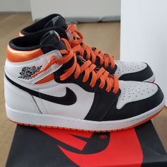 Air Jordan 1 Retro High Og. White/Black Electro Orange. Comes With Orange, White And Black Laces Jordans Orange, Air Jordans Orange, Jordan 1 High Orange, Black And Orange Jordans, Air Jordan 1 Mid Orange Black, Air Jordan 1 Retro High Og, Pretty Shoes Sneakers, Air Jordan 1 Retro, Jordan 1 Retro High