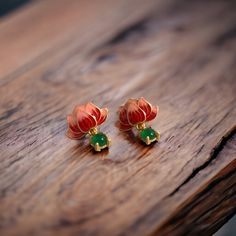 Lotus Flower Floral Enamel Chrysoprase Stud Earrings, Vintage Style Dainty Enamel Flower Earrings, 24k Gold Plated Earrings925 sterling silver posts 1.5cm * 1.4cm Lotus Earrings Gold, 2 Grams Gold Earrings Designs, Earrings Gold Indian, Stud Gold Earrings, Vintage Gold Jewelry, Gold Jhumkas, Fashion Jewelry Necklaces Gold, Vintage Indian Jewelry, Gold Earrings Indian