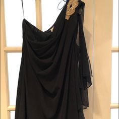 Black Chiffon One Shoulder Dress One Strap Dresses, Black Wiggle Dress, Bling Dress, Black One Shoulder Dress, Satin Bodycon Dress, One Sleeve Dress, Cache Dress, Bodycon Cocktail Dress, One Shoulder Cocktail Dress