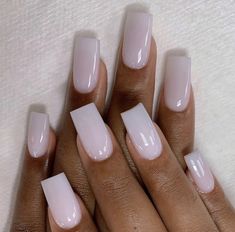 Baddies Nails, French Nail Ideas, Runway Nails, Pedicure And Manicure, Cute Nail Polish, 4a Natural Hair, Glitter Nails Acrylic, Daily Nails, Short Coffin Nails