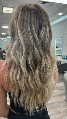 Blond Bayalage, Dirty Blonde Hair With Highlights, Blonde Light Brown Hair, Light Brunette Hair, Hairstyles For All Hair Types, Rambut Brunette, Fall Blonde Hair, Summer Blonde Hair, Summer Blonde