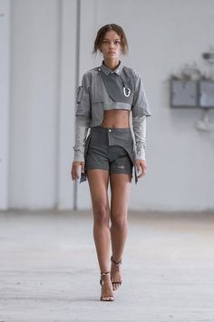 Heliot Emil, Boxy Crop Top, Casual Basics, 2020 Runway, Futuristic Fashion, Future Fashion, Runway Collection, Paris Fashion, Runway Fashion