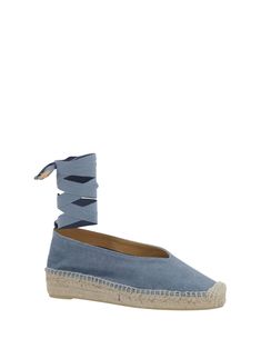 Cotton gea espadrilles by castaner, slip-on style, contrasting sole made of rope, sash to tie around ankle, logoed insole. Composition: 100% % Cotton, 100% % Rubber Chic Beach Espadrilles With Contrast Sole, Spring Beach Espadrilles With Contrast Sole, Rubber Sole Espadrilles With Flat Heel, Spring Slip-on Espadrilles With Leather Sole, Spring Flat Espadrilles With Leather Sole, Spring Casual Espadrilles With Wrapped Heel, Casual Espadrilles With Wrapped Heel For Spring, Casual Spring Espadrilles With Wrapped Heel, Espadrilles With Wrapped Flat Heel For Beach