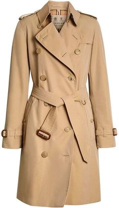 Burberry The Kensington Heritage Trench Coat Burberry Raincoat, Burberry Trenchcoat, Burberry Trench, Burberry Trench Coat, Coat Outfit, Spring Rain, Raincoats For Women, Double Breasted Coat