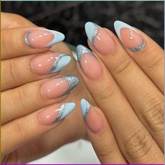 Fashion Nail Art, Blue French Tips, Nagel Tips, Easy Nails, Lines On Nails, French Tip Acrylic Nails, Nails Set, Fake Nails With Glue, Blue Nail