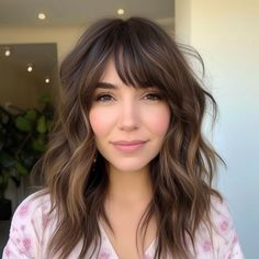 Layered Waves with Side Fringe Shag Wavy Shag Side Part, Shag Hairstyle Side Part, Medium Shag Side Part, Long Wavy Bob With Fringe, Textured Fringe Women, Side Parting Fringe, Shag Hairstyles Side Part, Behind The Chair Haircut, Side Part Shag Haircut Medium