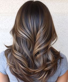 Fall Bronde Balayage: Deep Brunette With Bronde Balayage Brown Hair Dyed, Fall Bronde Balayage, Deep Brunette, Dark Brown Hair Dye, Brown Hair Inspiration, Balayage Hairstyle, Drop Fade Haircut, Balayage Hairstyles, Platinum Blonde Highlights