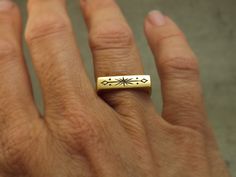 Signum ring, 18k gold signet ring, intaglio ring, celestial ring, tribal ring, boho ring, Signet Ring Diamond, Aztec Rings, Engraved Signet Ring, Lingot D'or, Starburst Ring, Antler Jewelry, Celestial Ring, Diamond Signet Ring, Lace Ring