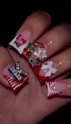 Junk Nails Christmas, Duck Christmas Nails, Baddie Christmas Nails Short, Christmas Duck Nails, Red Duck Nails, Ugly Nails, Acrylic Toes, Duck Nails, Chefs Kiss