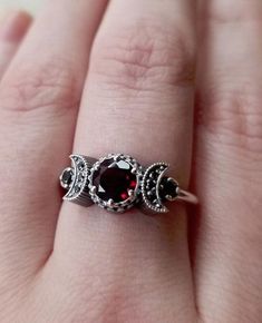 Exquisite Women 925 Sterling Silver 1.15ct Red Ruby Eternity Ring Anniversary Gift Engagement Bridal Wedding Jewelry Rings Size 4-11 Red Crystal Jewelry, Ruby Eternity Ring, Red Stone Ring, Gothic Wedding, Wedding Bridal Jewellery, Styl Boho, Stone Engagement Rings, Red Stone