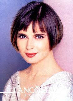 Dunner Wordend Haar, Isabella Rossellini, Bob With Bangs, Grow Out, Short Bob Hairstyles, Great Hair, Hair Dos, Bobs Haircuts, Hair Day