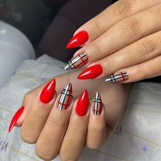 Winter Nail Design, Fancy Nail Art, Magic Nails, Plaid Nails, Colored Acrylic Nails, Color Nails, Nail Design Ideas, Winter Nail Designs, Winter Nail