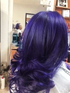 Deep Violet Hair, Vibrant Purple Hair, Jellyfish Cut, Calligraphy Flowers, Funky Hair Colors, Purple Hair Highlights, Pinterest Trends