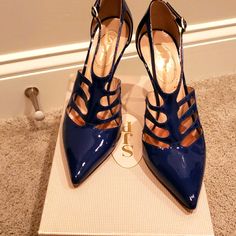 Excellent Used Condition, Worn 2x!! Gorgeous Cobalt Blue Patent Leather With Gold Buckle. Org From Nordstrom In Dallas $365!! Smoke N Pet Free Lightening Fast Ship 100%+ Feedback Sarah Jessica Parker Shoes, Caged Heels, Sarah Jessica, Sarah Jessica Parker, Cobalt Blue, Cobalt, Shoes Women Heels, Patent Leather, Dallas