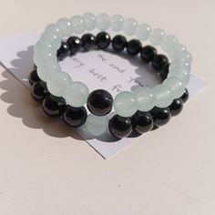 ▫️duo bracelets - glass beads 🔸due to different light effect, the actual color of item might be slightly different from the colors showed in the pictures. Matching Glass Bead Bracelets, Duo Bracelet Ideas, Glass Beaded Bracelets Ideas