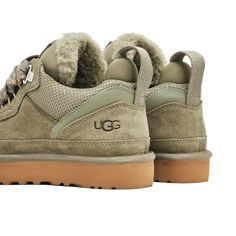 Profile Silhouette, Type Shi, Cozy Style, Soft Textiles, Cozy Fashion, Moss Green, Natural Look, Womens Uggs