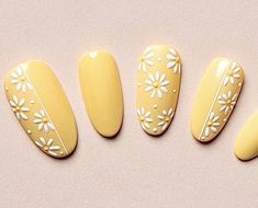 Red Party Nails, Yellow Floral Nails, Yellow Flower Nails, Nails Painted, Red Nail Art Designs, Yellow Nail Art, Nails Yellow, Gel Nail Art Designs, Beauty Nails Design