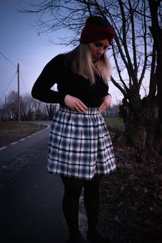 Black and Whiteplaid skirt, high waist with an elastic waistband. Can be styled for St Valentine day or Christams day. For work, formal events or as a casual, everyday wear. Perfect for Spring '22 or any seasons. It keeps you comfortable, stylish, unique and versatile. Lomi Black and White tartan skirt could be a great Christmas gift or Birthday present, for stylish women, city lovers and everyone with a keen eye on original design. It is handcrafted in Bergamo with a mix of cotton and polyester High Waist Gathered Skirt For Fall, Plaid Relaxed Work Skirt, Classic High Waist Skirt For Fall, Classic High-waist Skirt For Fall, Fall Daywear Midi Skirt, Plaid Full Skirt With Lining, Fall Daywear Flared Skirt, High Waist Skirt With Elastic Waistband For Fall, Chic Winter Full Mini Skirt