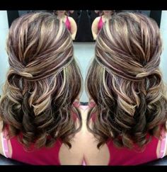 Blonde And Violet Highlights On Brown Hair, Blonde Hair With Violet Lowlights, Brown Hair With High And Low Lights, Trending Hair 2023 Women, Brown Purple Highlights, Purple Lowlights In Blonde Hair, High And Low Lights Hair Brown, High And Low Lights Hair Blonde