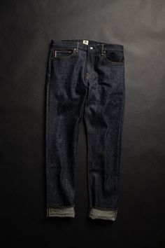 Straight Fit Indigo Raw 14oz What is denim weights? 96% COTTON / 4% POLYURETHANE 4-Way stretch Selvedge (Self-edge) Made in USA Model is 6'2" and wearing a size 32. Our premium denim is inspired by the classic vintage blue jean. Our Premium Japanese 4-Way Stretch Selvedge denim story starts in Japan where our fabric is developed at one of the oldest denim mills. We blend a unique 4 way stretch material with selvedge denim to create a specific amount of stretch and comfort you wouldn’t typically Los Angeles Homes, Selvedge Denim, Premium Denim, Blue Jean, Classic Vintage, Denim Fabric, Mens Denim, 360 Degree, Straight Jeans