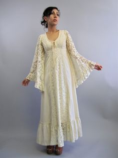 Gunn Sax Dress, 70s Wedding Outfit, Gunne Sax Wedding Dress Vintage 70s, 70s Wedding Dress Vintage Retro, Gunne Sax Dress Aesthetic, 70’s Wedding Aesthetic, White 70s Dress, 70s Gunne Sax Dresses, Gunne Sax Dress Vintage 70s